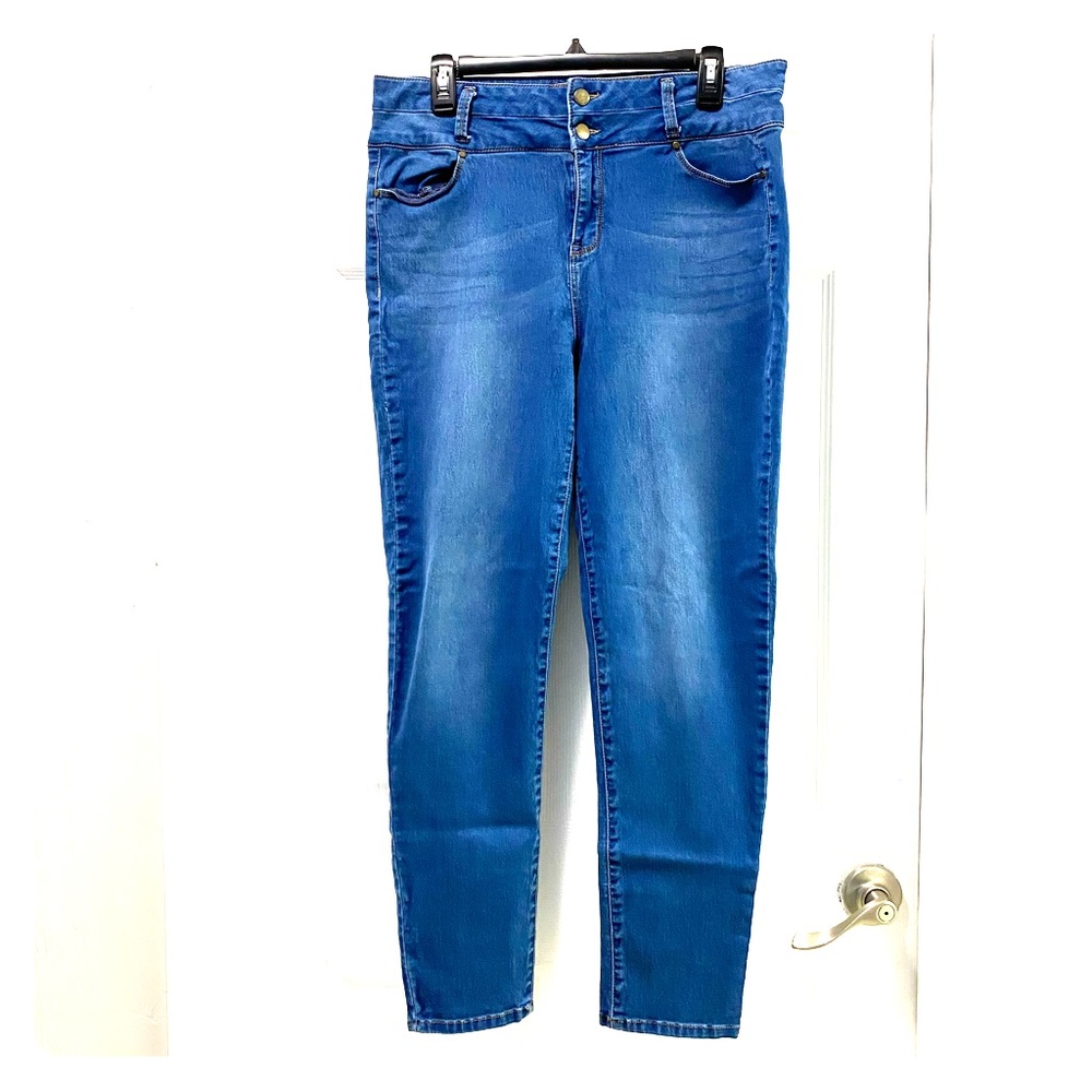 Skinny jeans 👖😃🆒🔥 bundle for Max savings ✊
